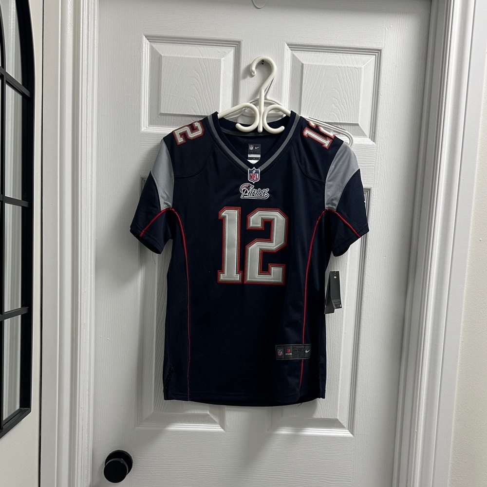 Women’s Tom Brady patriots jersey never worn